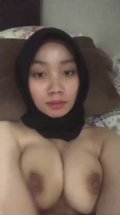 Jilbab Kirana Tobrut.mp4
