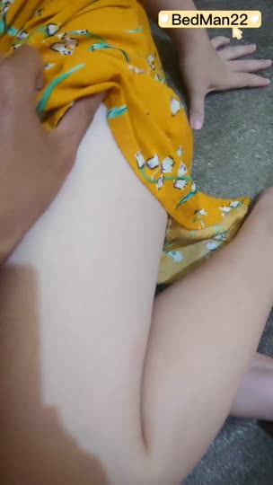 i3C0U-Istri_orang_emang_menggoda.mp4